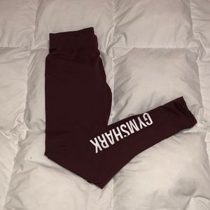 Maroon small gymshark low rise leggings